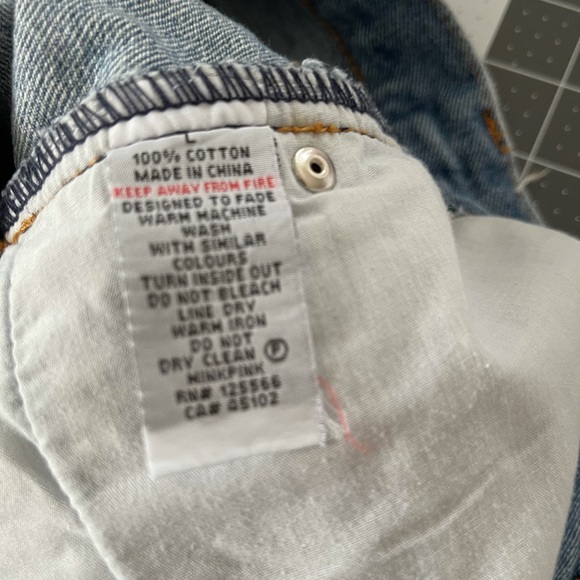 MINKPINK Light Wash Blue Slasher Denim Shorts L - Picture 11 of 13